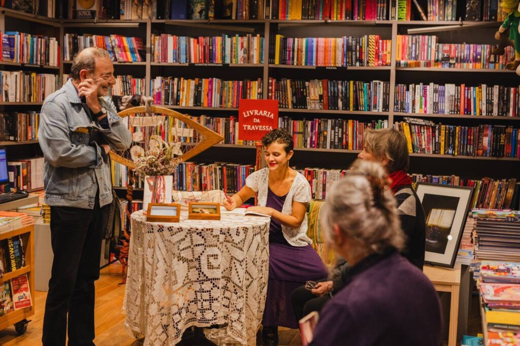 8eabcf43-aaaa-4457-b1f5-6c6bf04fb7c3